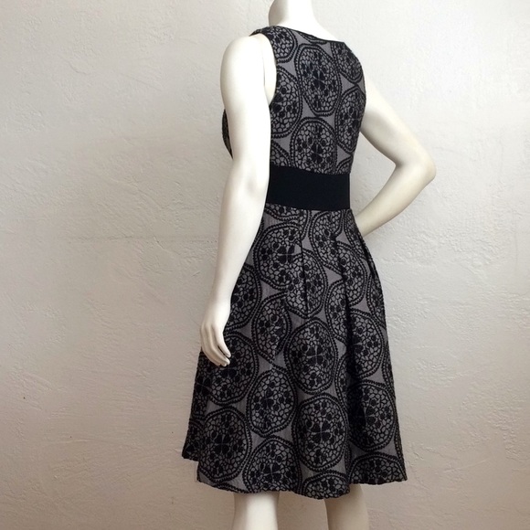 Eva Franco Anthropologie fabulous dress minimalist shape luxurious fabric - Picture 5 of 8